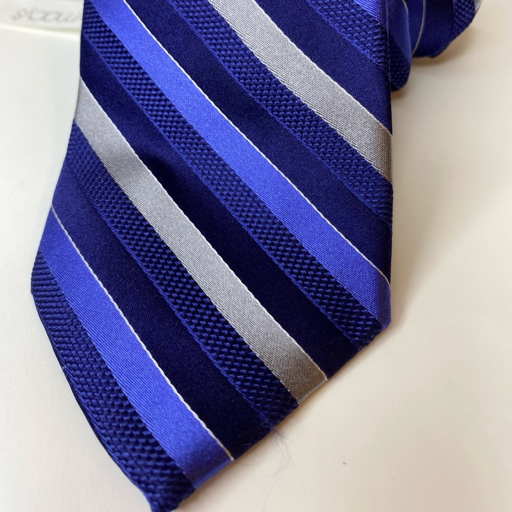 Michael Kors Stripped Silk Tie